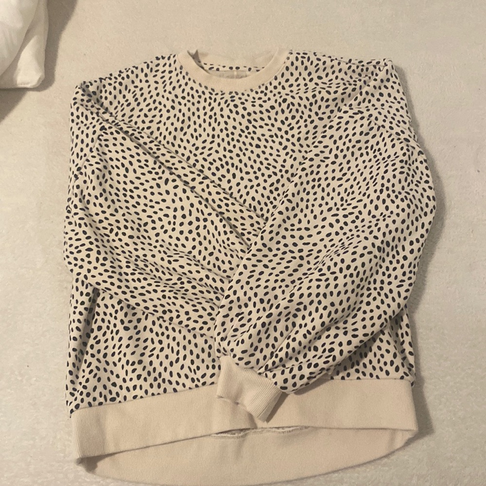 Polkadots sweater
